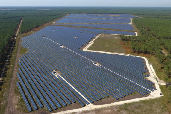 engie-green-suez-inaugurent-parc-solaire-photovoltaique-commun